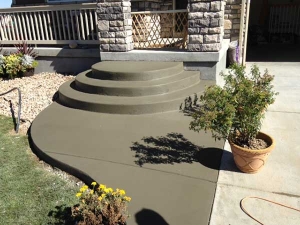 concrete-driveways-denver-services-kodiak-steps-sealing-patio